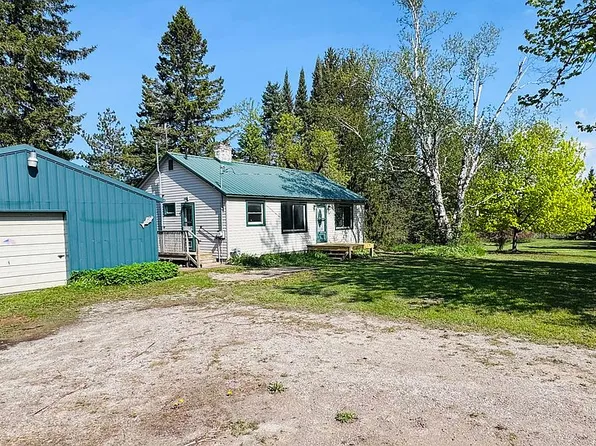 6476 Rainey Lake Rd, Millersburg, MI 49759