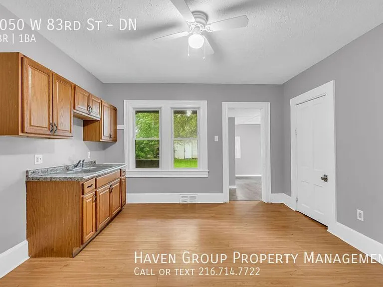 2050 W 83rd St #DN — Photo 10