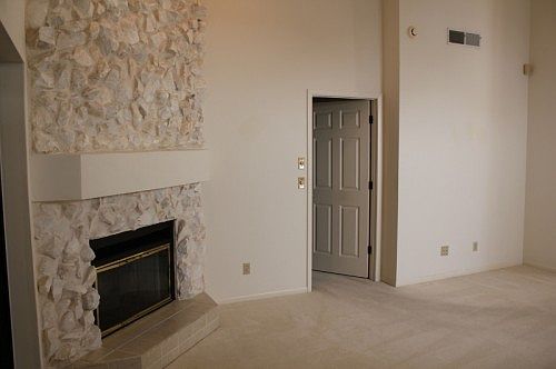 3rd image of 3181 Windmoor Dr N