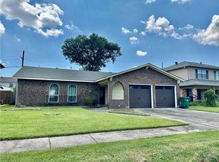 8 Joya Loma St, Harvey, LA 70058