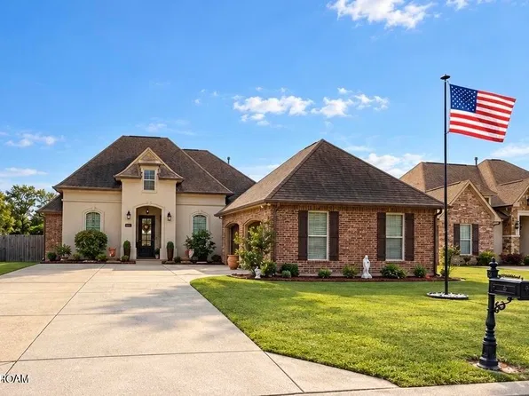 203 Hidden Ridge Dr, Lafayette, LA 70507