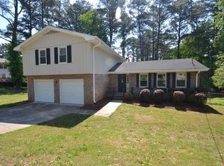 488 Martin Rd, Stone Mountain, GA 30088