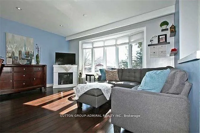 52 Tivoli Ct — Photo 4