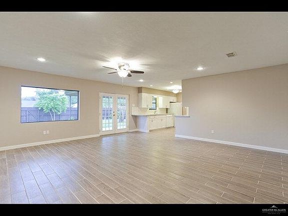 4th image of 601 W Fern Ave