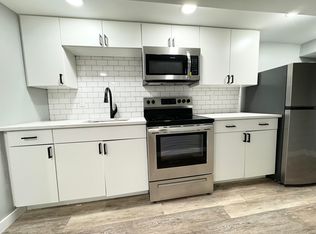 32 College St #1, Jersey City, NJ 07305