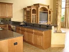 2nd image of 10662 Versailles Blvd
