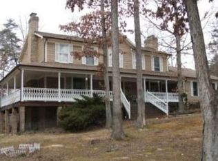 10910 Carlton Dr, Bumpass, VA