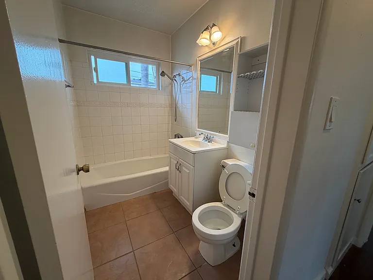 731 Indiana Ct #2 — Photo 12