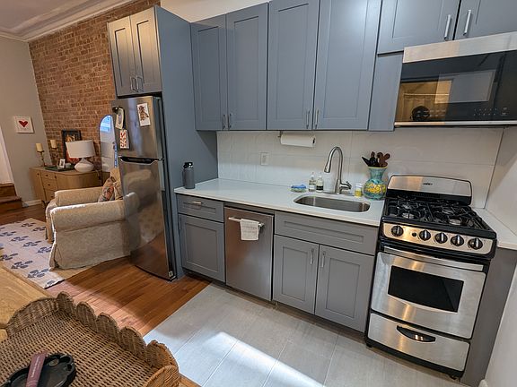 4th image of 50 W 82nd St APT 3C