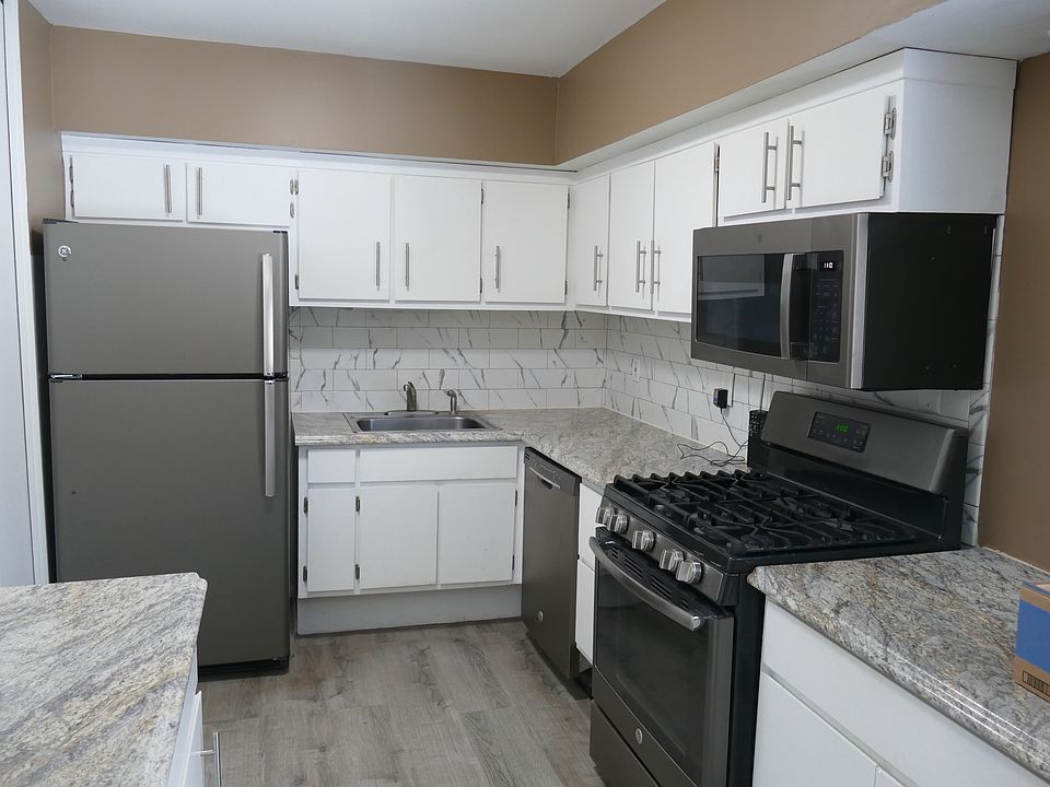 1st image of 67D Galewood Dr #67D