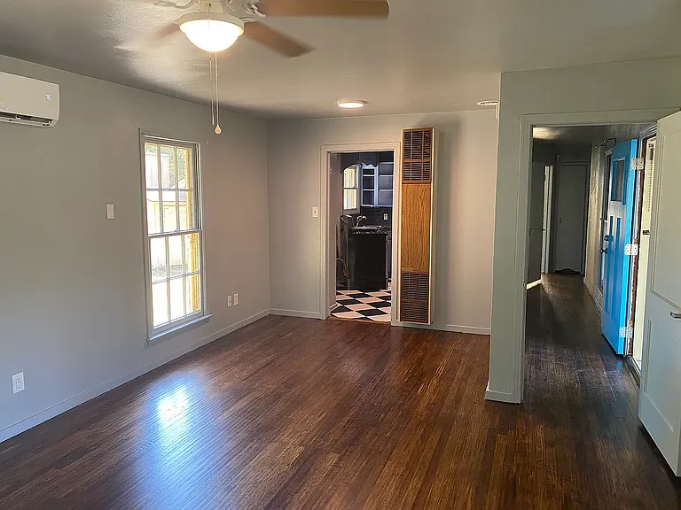 6343 Parkdale Dr — Photo 35