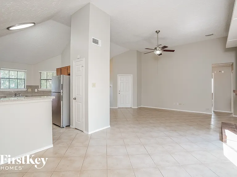18423 Arbormont Dr — Photo 5