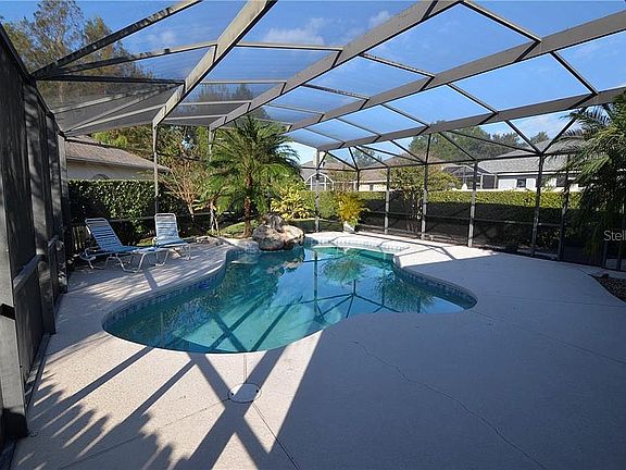 4th image of 153 Peregrine Ct