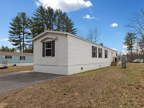 5 Ashleigh Lane, Standish, ME 04084