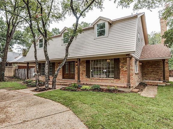 2nd image of 1628 Canyon Oaks Dr