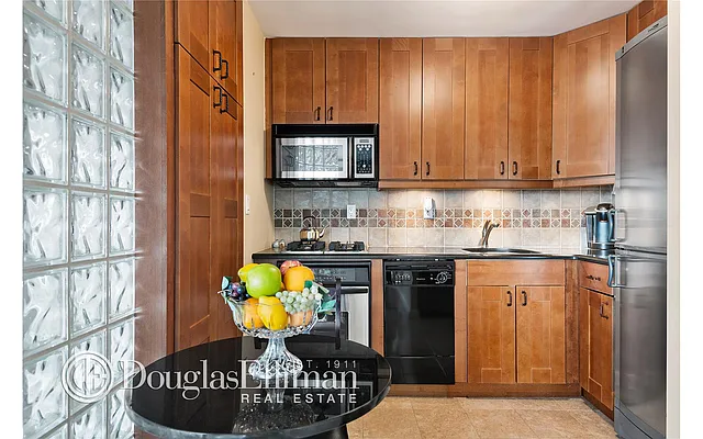 Sold by Douglas Elliman | media 4