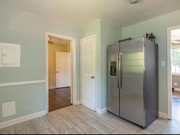2nd image of 730 C St