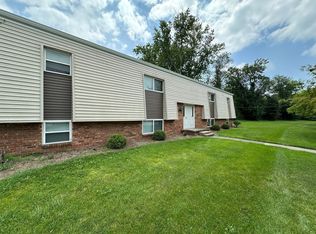 205 W Shelbourne Dr #3, Normal, IL 61761