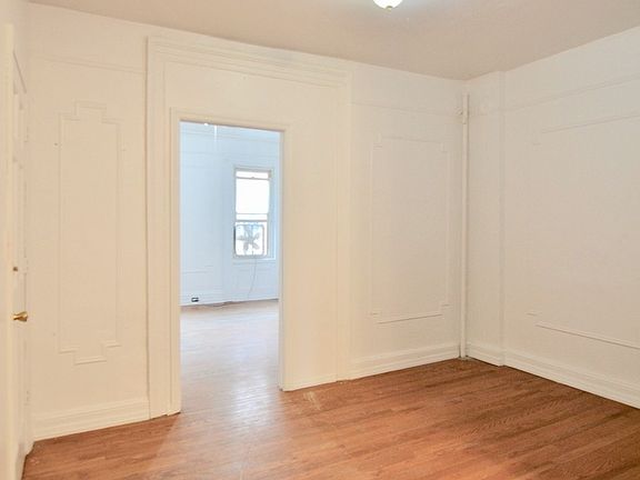 4th image of 421 S 5th St #4