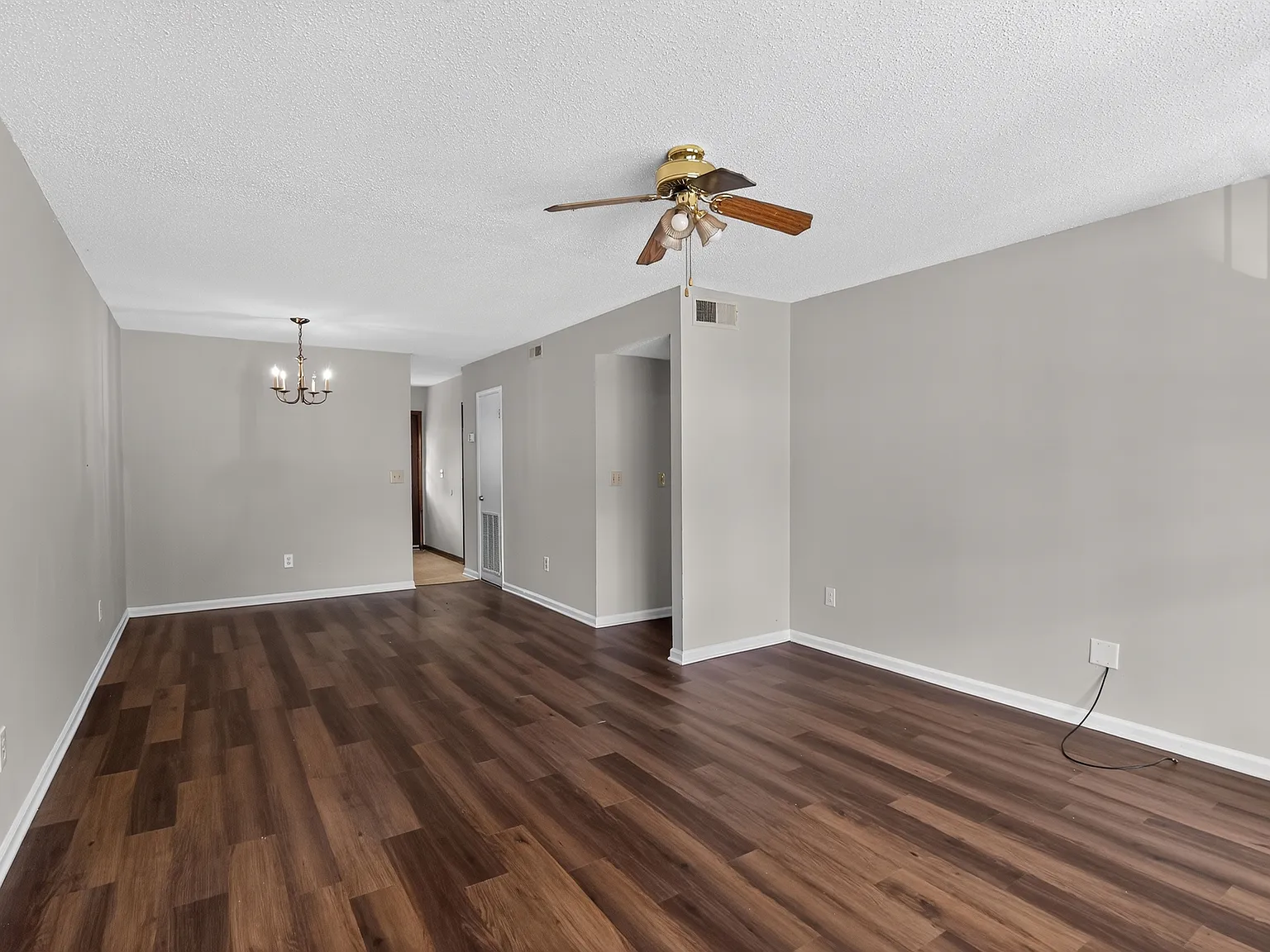 2 bed, 750 sqft, $850 — Photo 3