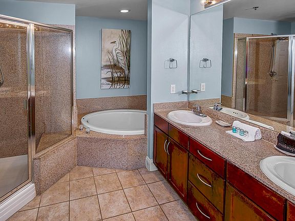 5th image of 9860 S Thomas Dr Unit 624