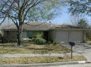 10402 Den Oak Dr, Houston, TX 77065