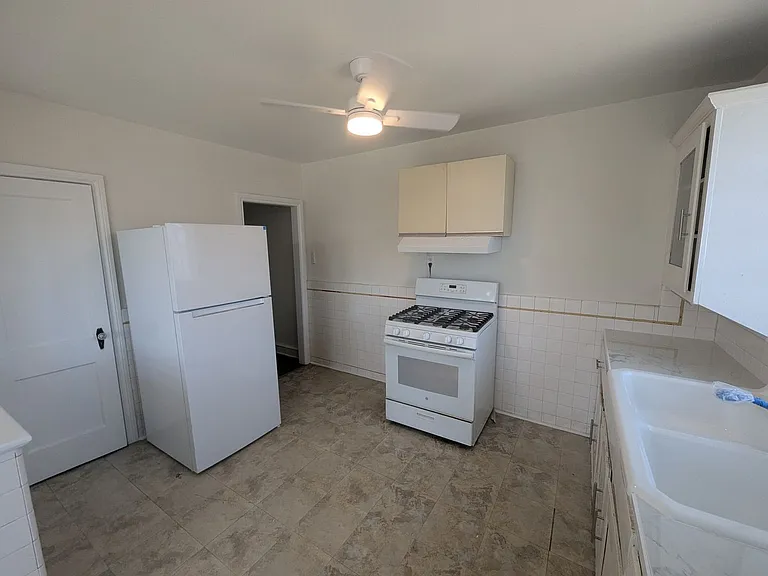 3343 Chippendale St — Photo 7