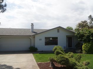 860 E Pine Ave, Hermiston, OR 97838