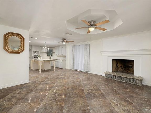 2nd image of 38 San Agustin St