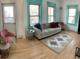 2153 Murray Hill Rd #1, Cleveland, OH 44106