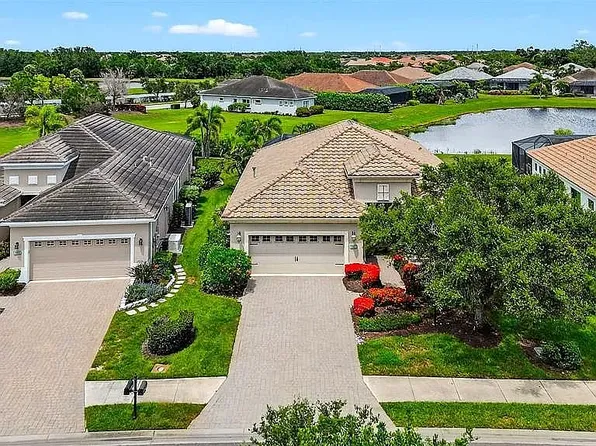 10812 Trophy Dr, Englewood, FL 34223