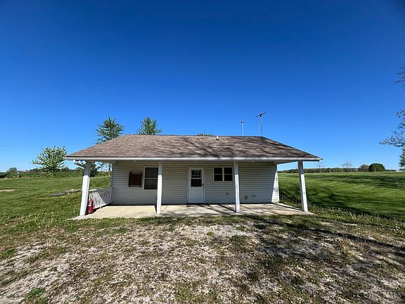 2nd image of 25954 Schantz Rd