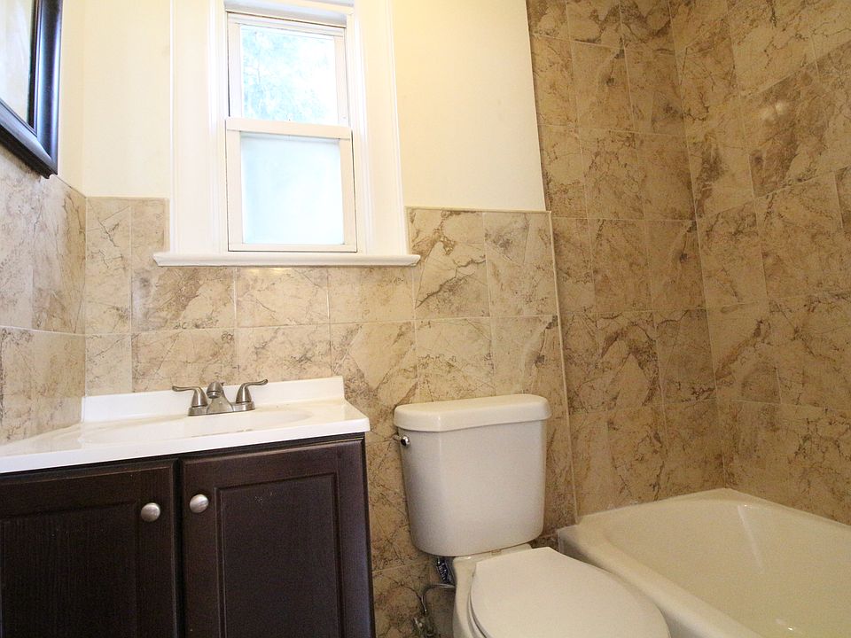 2nd image of 217-29 110 Ave