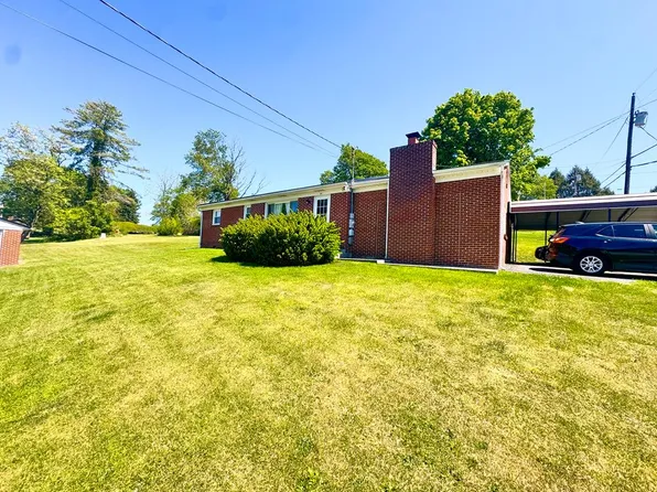 55 Chevrolet Ave, Lebanon, VA 24266