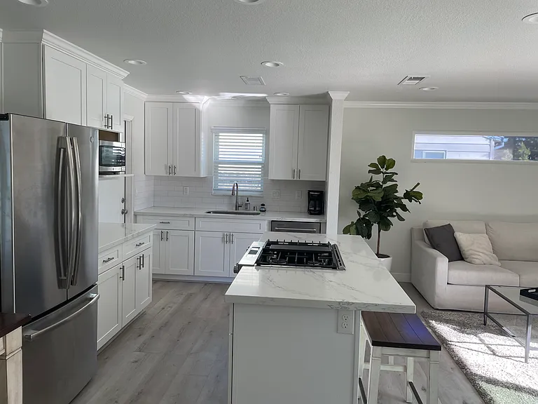 1818 Mercury Way — Photo 2