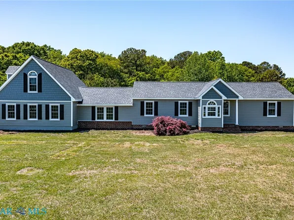 2755 Sunnybank Rd, Reedville, VA 22539