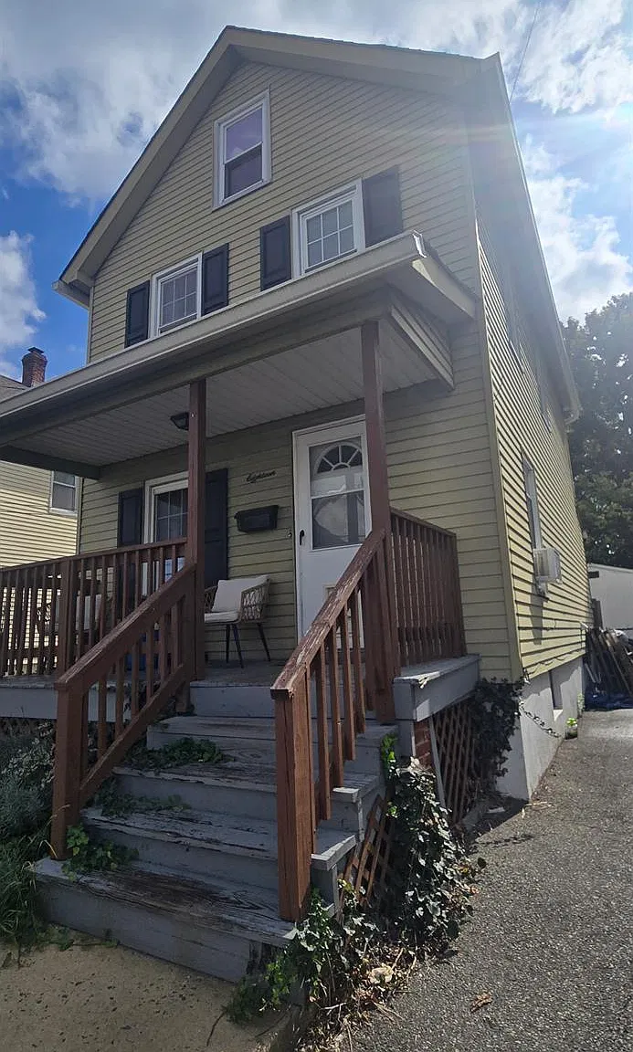 2 bed, 1.0 bath, 1068 sqft, $2,800 — Photo 2