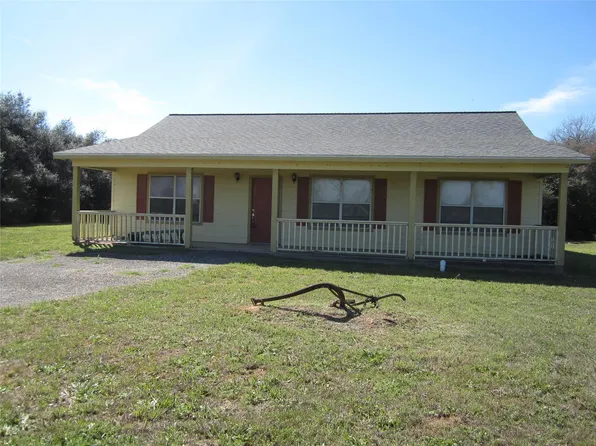 20697 Pierceall Rd, Hempstead, TX 77445