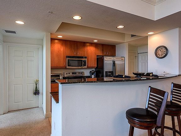 5th image of 800 N Tamiami Trl Unit 511