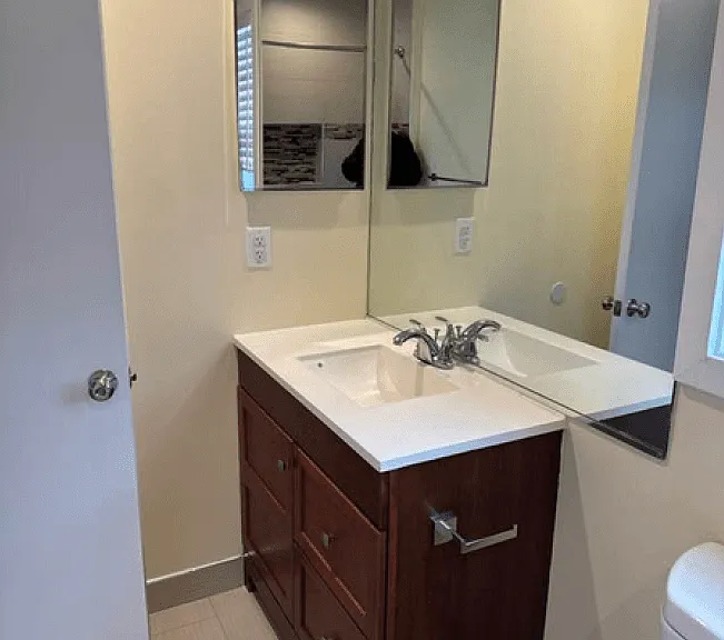 6403 S Victoria Ave — Photo 10
