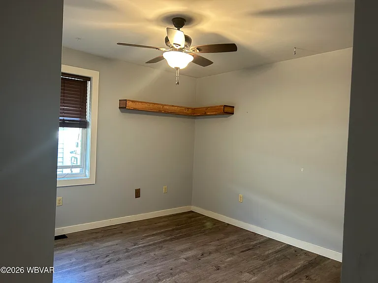 1820 Blanchard Ave — Photo 8