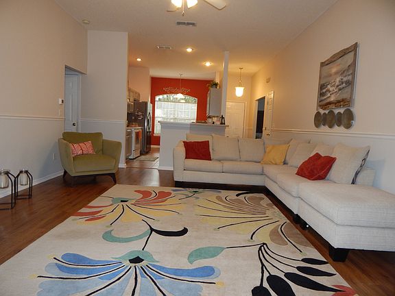 3rd image of 95093 Twin Oaks Ln