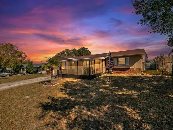 1507 Coppertree Dr, Tarpon Springs, FL 34689