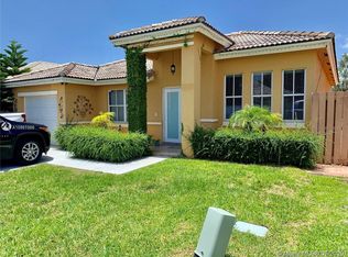 8218 SW 163rd Pl, Miami, FL 33193