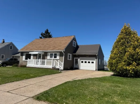 2520 E 43rd St, Erie, PA 16510