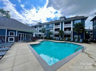 2209 Sumner Green Ave APT M, Charlotte, NC 28203