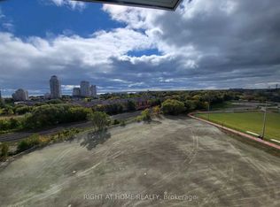 251 Manitoba St #908, Toronto, ON M8Y 0C7