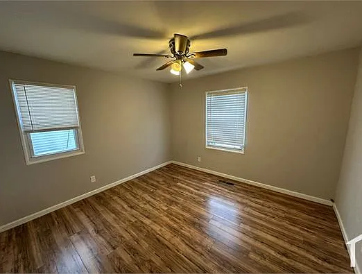 19519 Meadowlark Ln — Photo 2