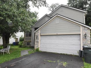 3887 Highland Bluff Dr, Groveport, OH 43125