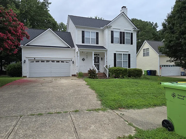 9213 Sulkirk Dr — Photo 1